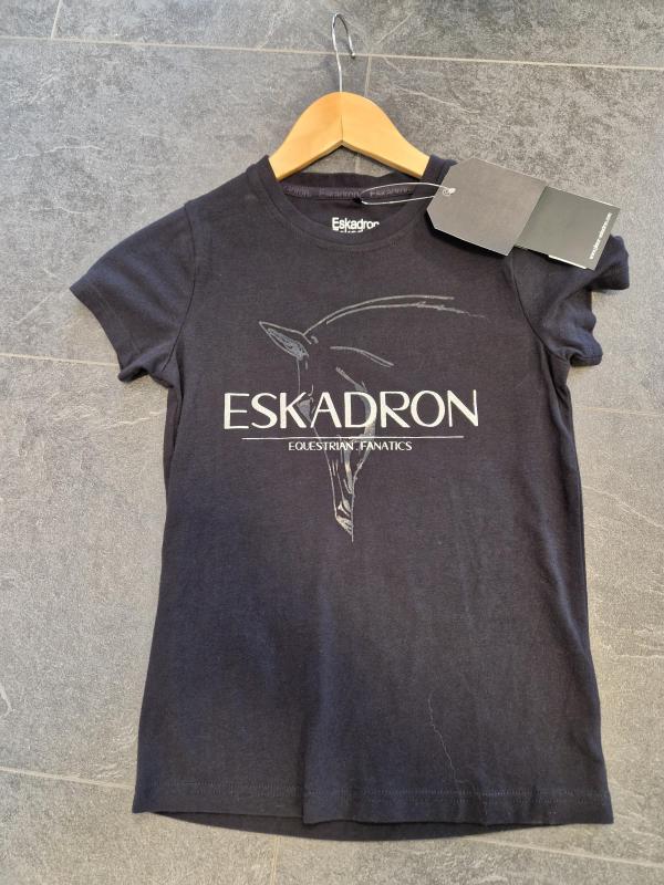 Eskadron_fatastics_shirt